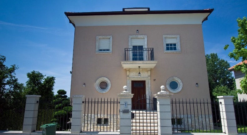 
	Building a family house – Zagreb
